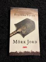 M&ouml;rk jord
