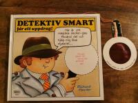 Detektiv Smart f&aring;r ett uppdrag