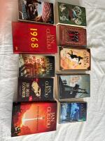 Det stora &aring;rhundradet, hela serien 10 b&ouml;cker: Brobyggarna, Dandy, Mellan r&ouml;tt och svart, Att inte vilja se, Bl&aring; stj&auml;rnan, &Auml;kta amerikanska jeans, 1968, De som d&ouml;dar dr&ouml;mmar sover aldrig, Den andra d&ouml;dssynden, Slutet p&aring; historien