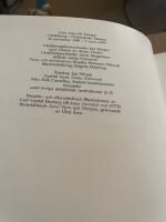 Fr&aring;n Kina till Europa : kinesiska konstf&ouml;rem&aring;l fr&aring;n de ostindiska kompaniernas tid