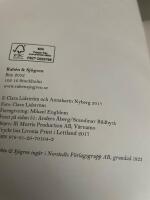 Glad sommar : l&auml;ckra bakverk och lata dagar