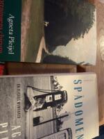 Sp&aring;domen : en flickas memoarer