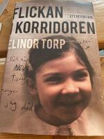 Flickan i korridoren