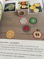 Skapa med p&auml;rlplattor : smycken, tavlor,spel & mycket mer