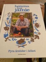 Hemma hos Jamie : fyra &aring;rstider i k&ouml;ket