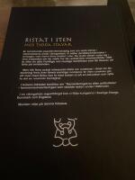 Ristat i sten. Med tydda stavar 