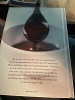 Chokladfabrikens desserter : rena underverk och sm&aring; goda till kaffet