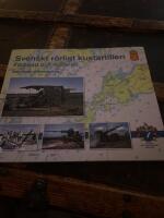 Svenskt r&ouml;rligt kustartilleri : f&ouml;rband och materiel