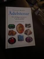 &Auml;delstenar : med utf&ouml;rliga presentationer av de 130 vanligaste smyckestenarna