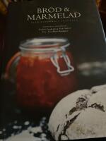 Br&ouml;d och marmelad fr&aring;n Rosendals Tr&auml;dg&aring;rd