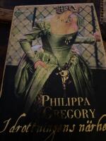 I drottningens n&auml;rhet