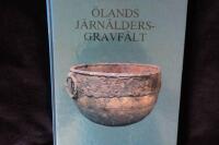&Ouml;lands J&auml;rn&aring;ldersgravf&auml;lt.  Volym II.