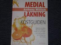 Medial l&auml;kning - kostguiden - uppt&auml;ck de dolda l&auml;kande krafterna i frukt och gr&ouml;nsaker och vilka symtom och de tillst&aring;nd de kan lindra