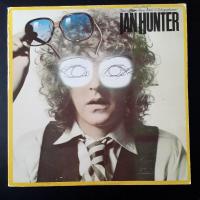    You're never alone with a schizophrenic 