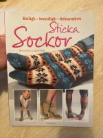 Sticka sockor : roligt trendigt dekorativt
