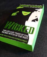 Wicked - the life and times of the wicked witch of the West : a novel