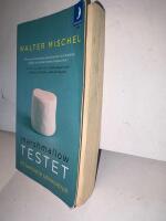 Marshmallowtestet : att bem&auml;stra sj&auml;lvkontroll