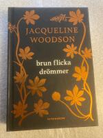 Brun flicka dr&ouml;mmer