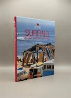 Surfing : vintage surfing graphics