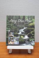 Feng shui flow : skapa h&aring;llbar inredning
