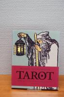Tarot : New age i bild och berättelse