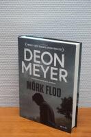 Mörk flod