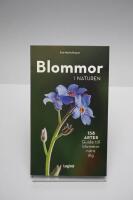 Blommor i naturen : 158 arter, guide til blommor n&auml;ra dig