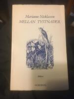 Mellan tystnader : [dikter]