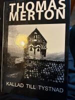 Kallad till tystnad