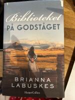 Biblioteket p&aring; godst&aring;get