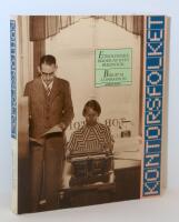 Kontorsfolket : en etnologisk studie av livet p&aring; kontor