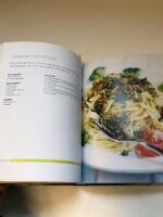 Gott & Gr&ouml;nt -Gr&ouml;na l&auml;ckerheter fr&aring;n allt om mat