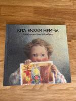 Rita ensam hemma