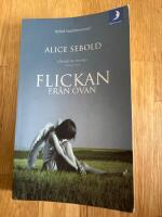 Flickan fr&aring;n ovan