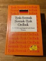 Tysk-svensk, svensk-tysk ordbok - [ca 95000 uppslagsord och fraser