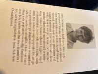 Folk F&ouml;rr : Historiska Ess&auml;er