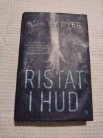 Ristat i hud