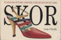 Skor - en kavalkad av pumps, sandaler, tofflor och mycket mera