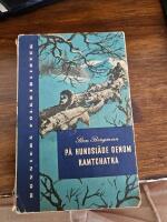 P&aring; Hundsl&auml;de Genom Kamtchatka