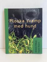 Plocka svamp med hund