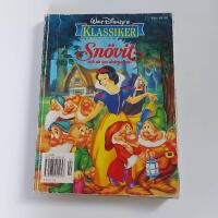 Sn&ouml;vit och de sju dv&auml;rgarna