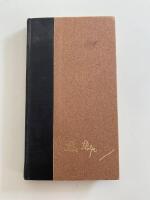 L&aring;t mig ber&auml;tta mer : minnen och anekdoter