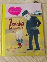 Zenobia tappar bort sig