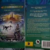 Enh&ouml;rningens tecken - Bok 3 av 10 i Amberserien