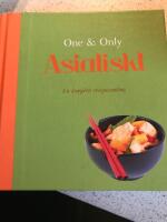 Asiatiskt : en komplett receptsamling