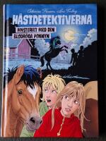 Mysteriet med den blodr&ouml;da ponnyn
