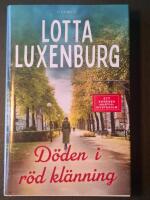 D&ouml;den i r&ouml;d kl&auml;nning