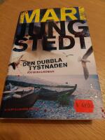 Den dubbla tystnaden