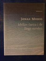 Mellan &ouml;arna i de l&aring;nga sunden