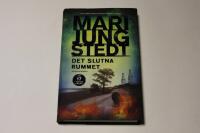 Det slutna rummet - del 17 i Knutas-serien
